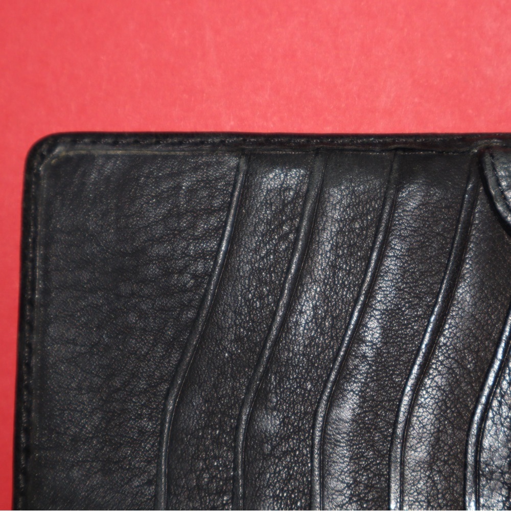 FOSSIL Olivia Checkbook Frame Kiss Lock Closure Black Leather Clutch - Picture 8 of 8